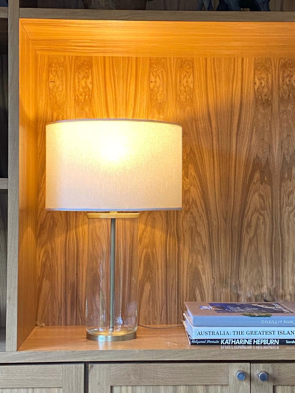 LÁMPARA DE VIDRIO CON BASE - Imagen 9